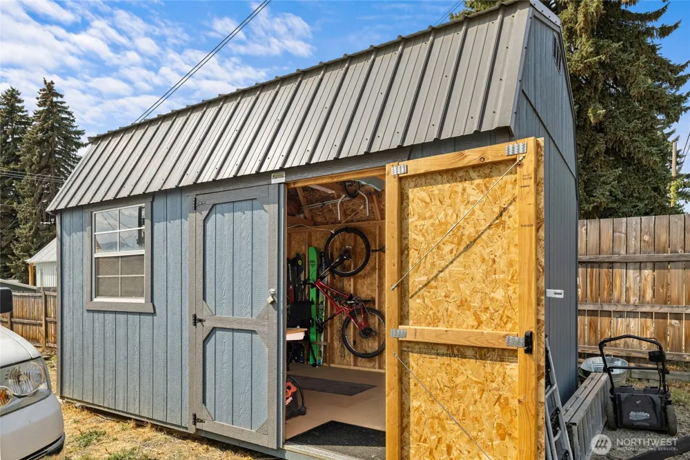 8171 SR 903 Ronald, WA 98940