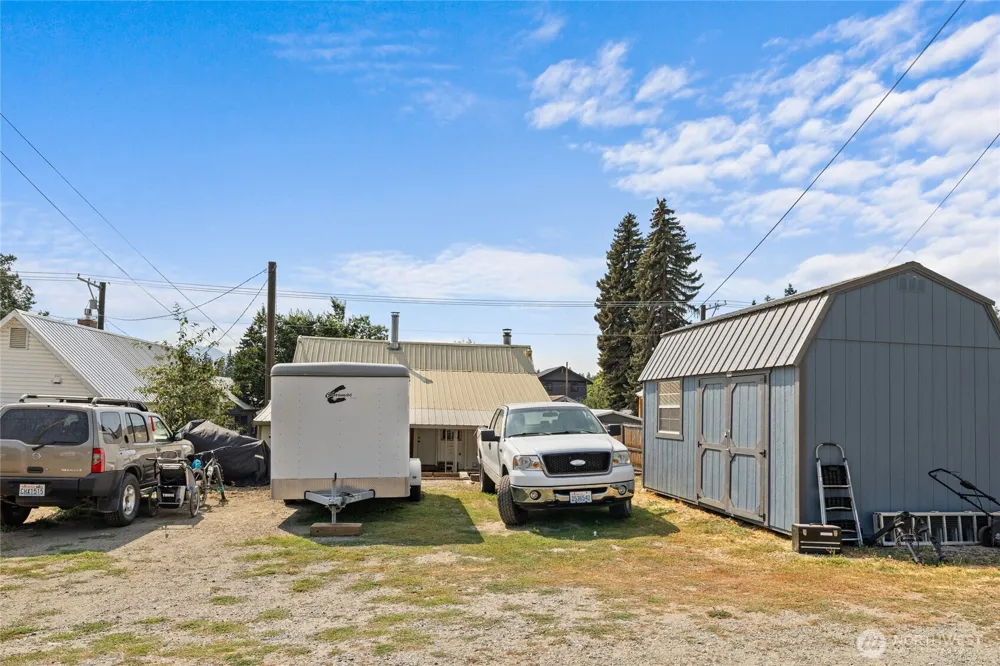 8171 SR 903 Ronald, WA 98940