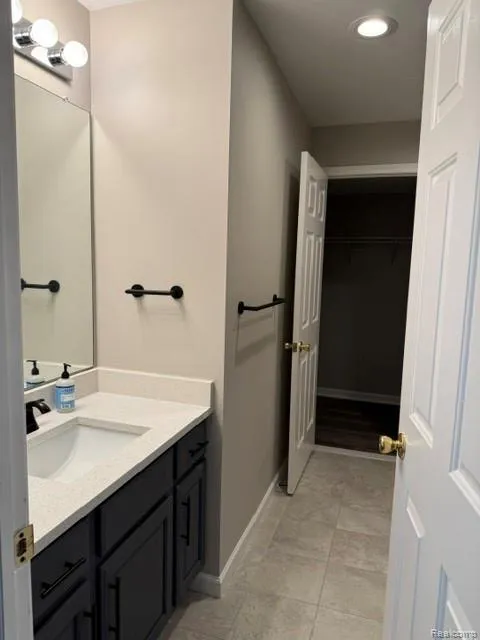 1111 Fountain View Circle South Lyon City, MI 48178