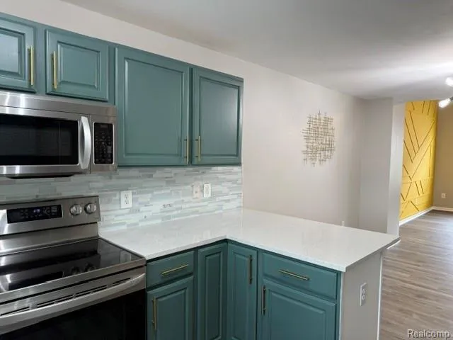 1111 Fountain View Circle South Lyon City, MI 48178