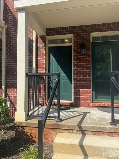 1111 Fountain View Circle South Lyon City, MI 48178