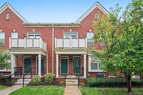 1111 Fountain View Circle