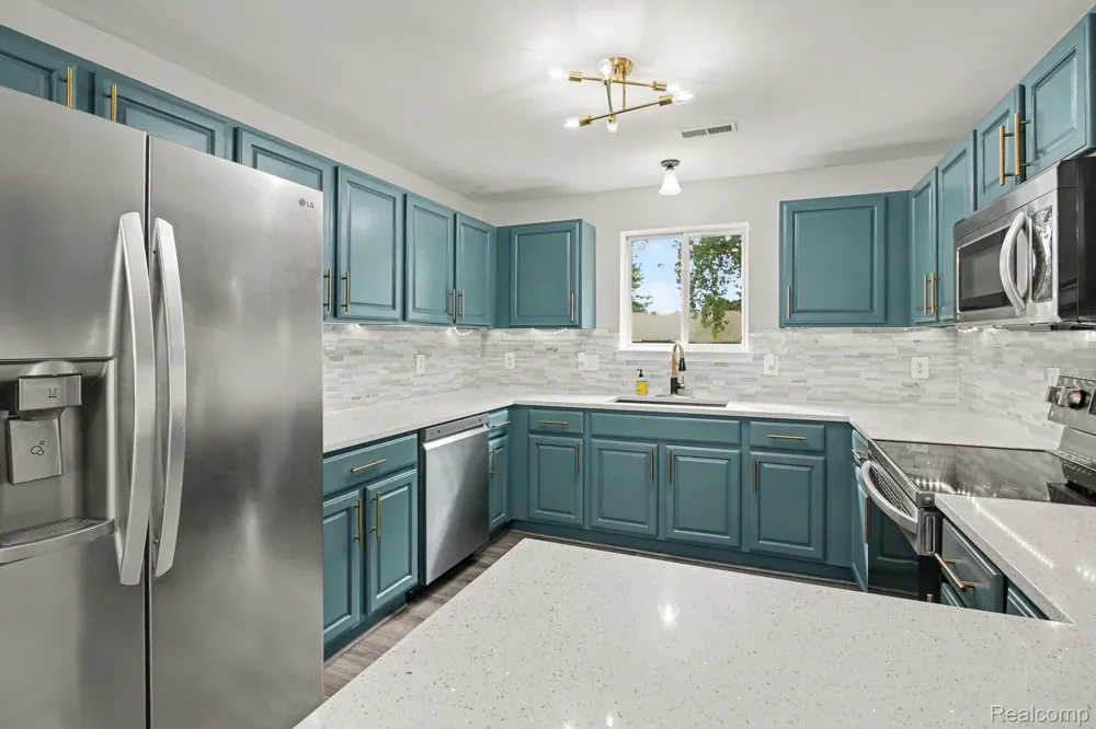 1111 Fountain View Circle South Lyon City, MI 48178