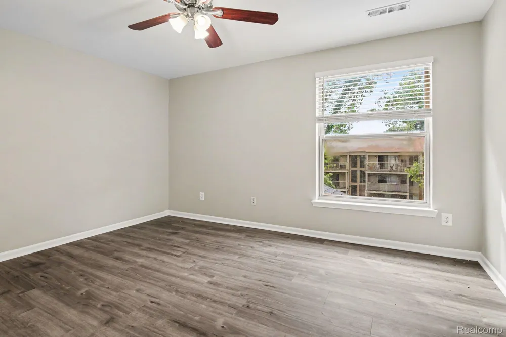 1111 Fountain View Circle South Lyon City, MI 48178