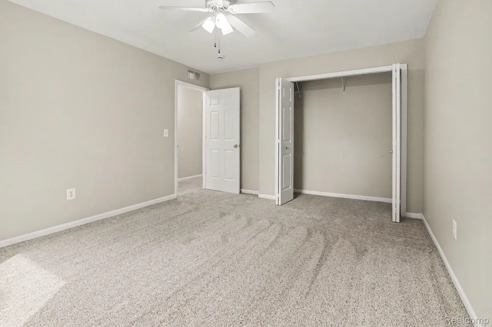 1111 Fountain View Circle South Lyon City, MI 48178