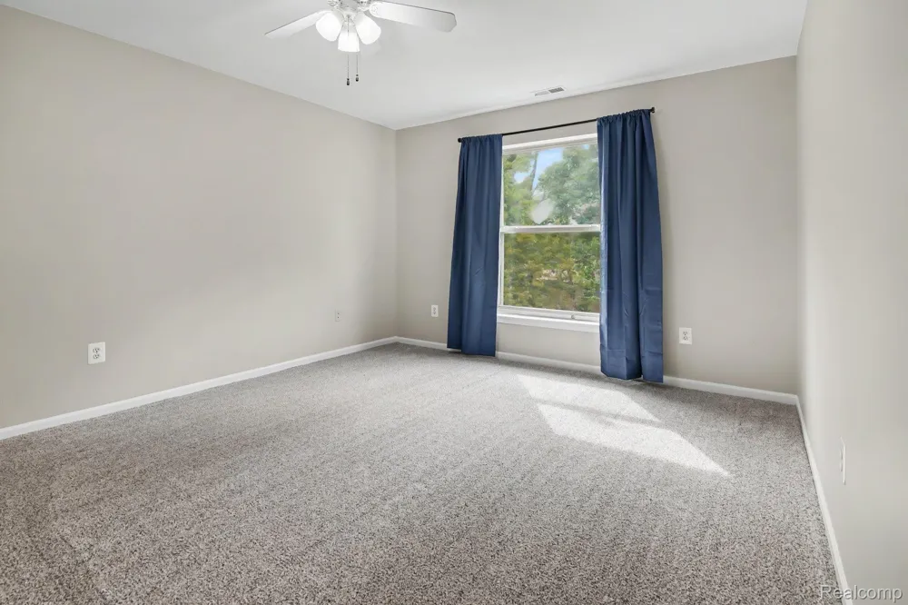 1111 Fountain View Circle South Lyon City, MI 48178