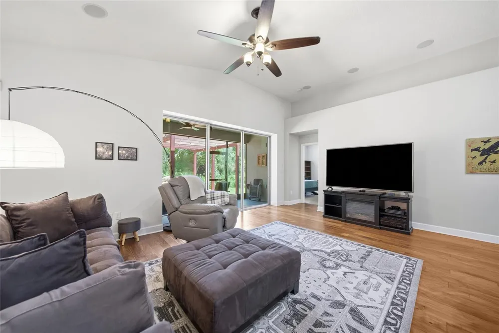 10106 CARAWAY SPICE AVENUE Riverview, FL 33578