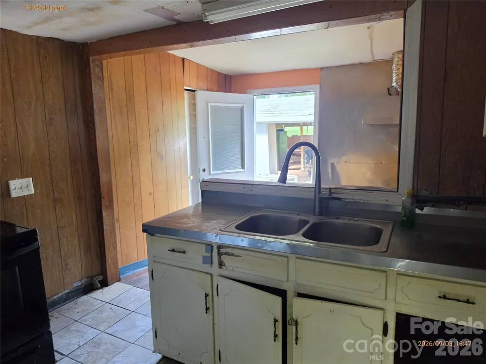 1304 Old Plank Road Salisbury, NC 28144