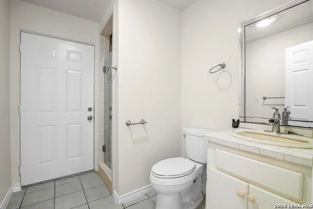 5280 Smith Rd Von Ormy, TX 78073