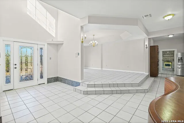 5280 Smith Rd Von Ormy, TX 78073