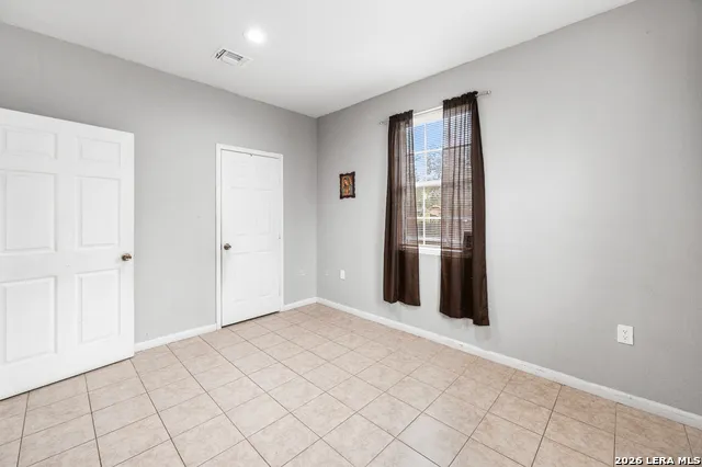 22914 Skila Dr Elmendorf, TX 78112