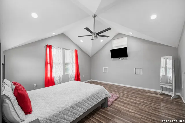 22914 Skila Dr Elmendorf, TX 78112