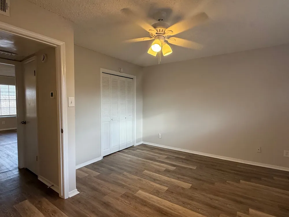 3624 Parkridge Drive #214 Dallas, TX 75234