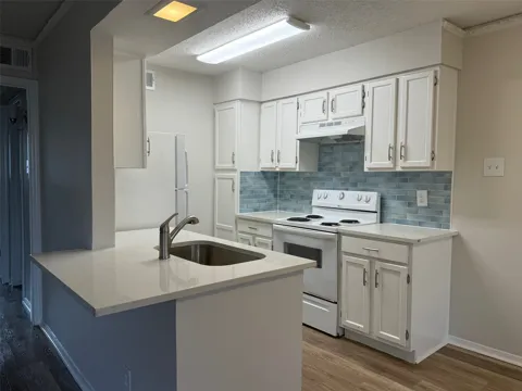3624 Parkridge Drive #214