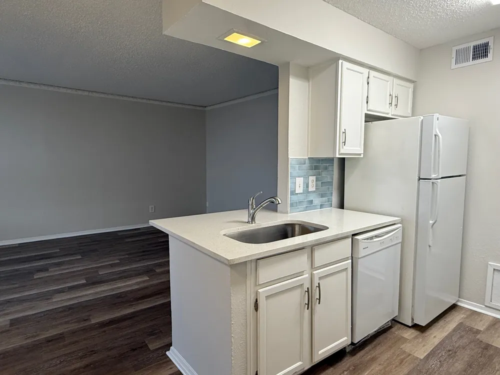 3624 Parkridge Drive #214 Dallas, TX 75234
