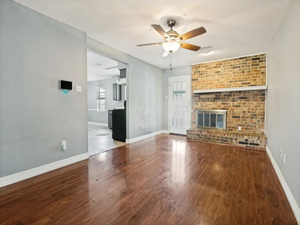 3122 Cheyenne Street Irving, TX 75062