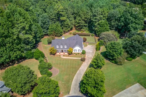 2635 Heritage Lane