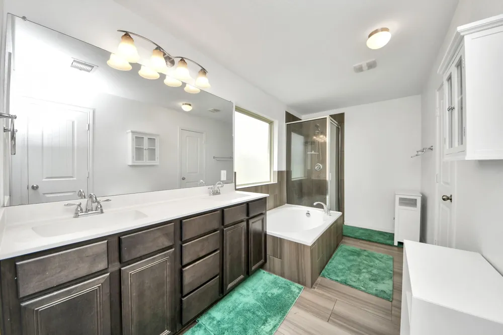 731 Rim Water Drive Alvin, TX 77511
