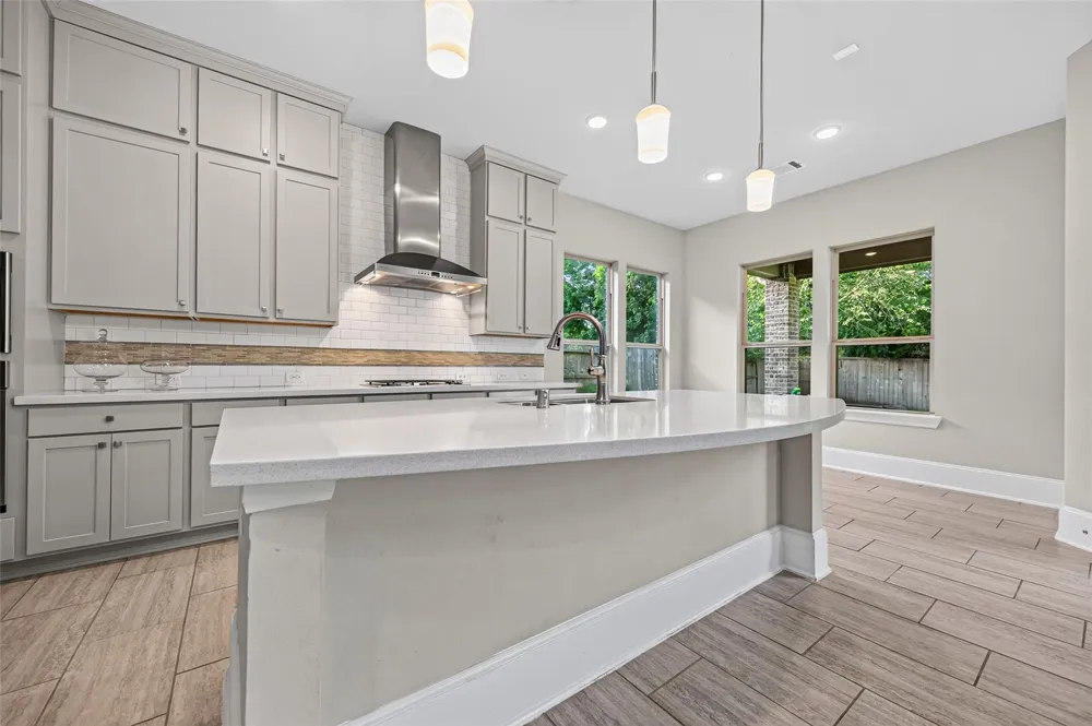 150 Cliftons Curve Way Montgomery, TX 77316