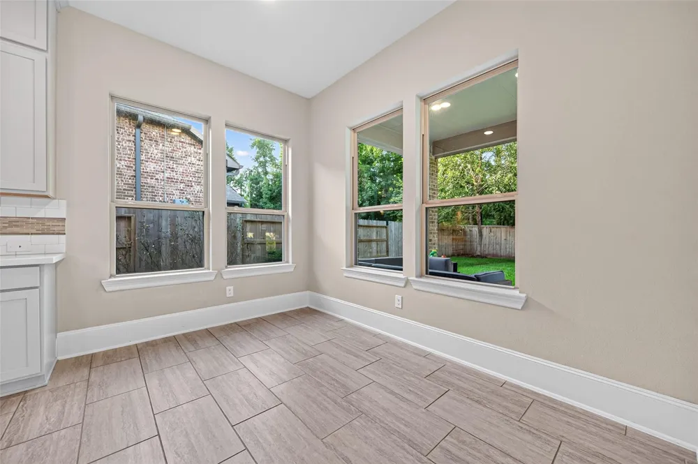 150 Cliftons Curve Way Montgomery, TX 77316