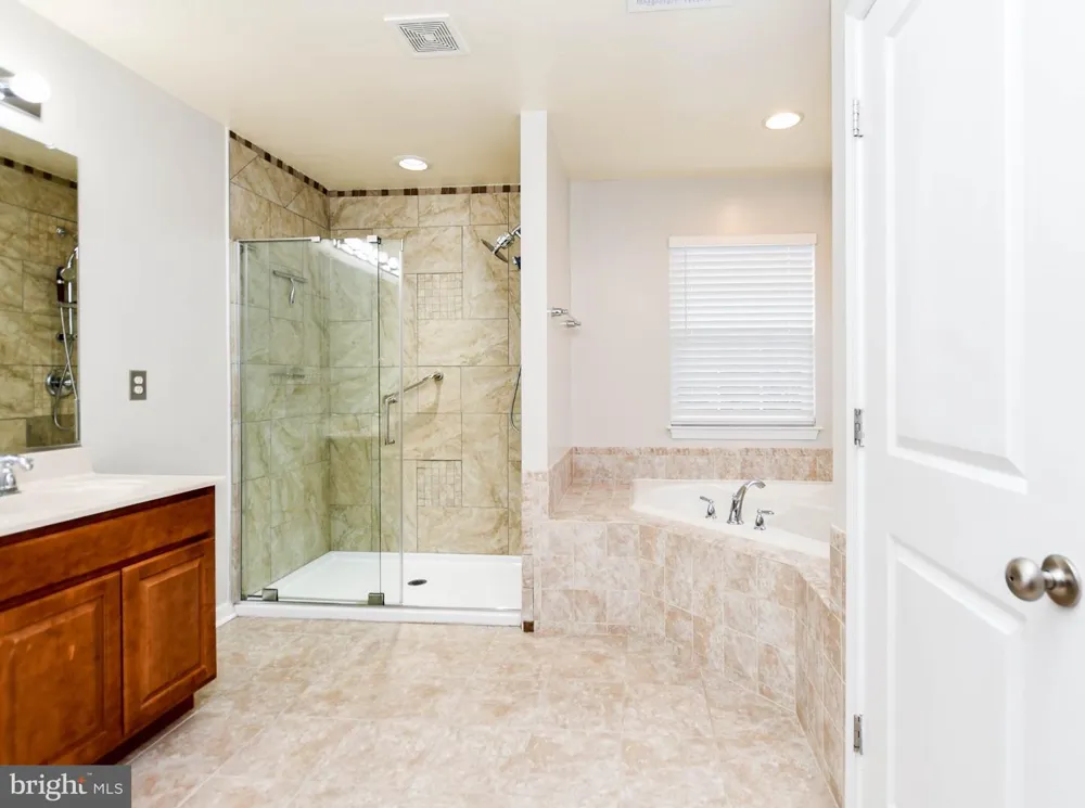 1638 COOLIDGE AVENUE Severn, MD 21144