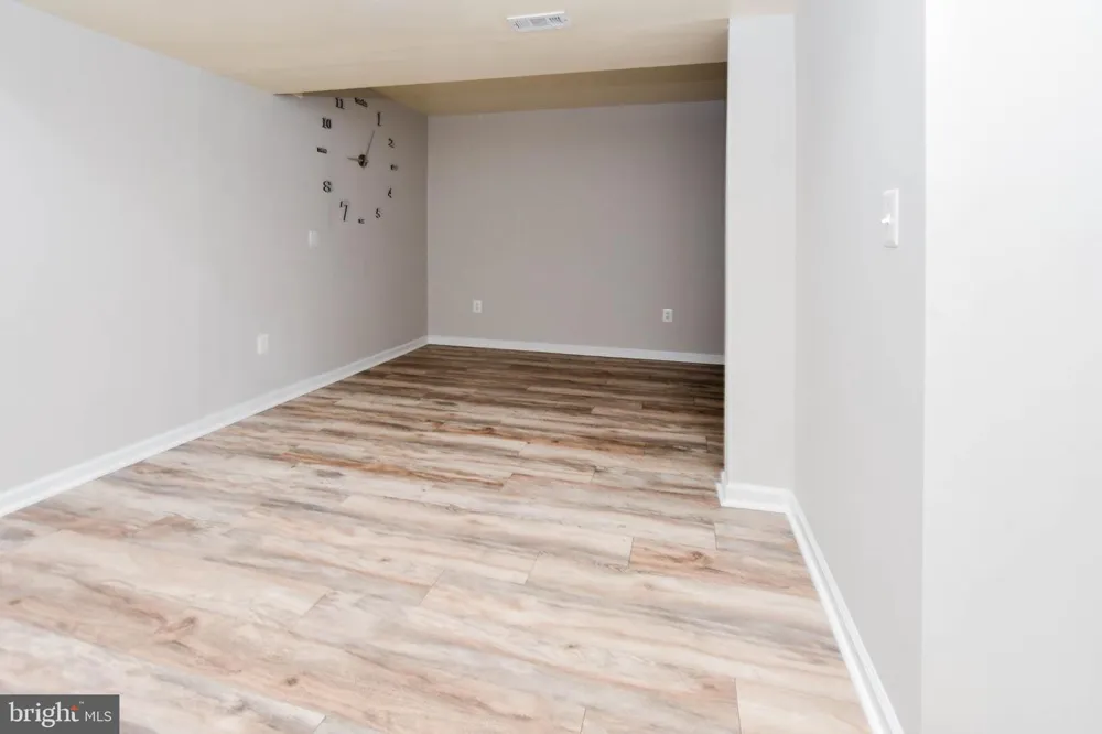1638 COOLIDGE AVENUE Severn, MD 21144