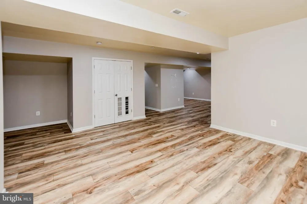 1638 COOLIDGE AVENUE Severn, MD 21144