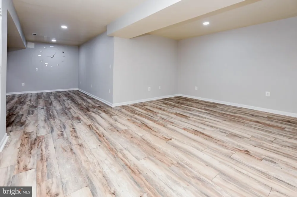 1638 COOLIDGE AVENUE Severn, MD 21144