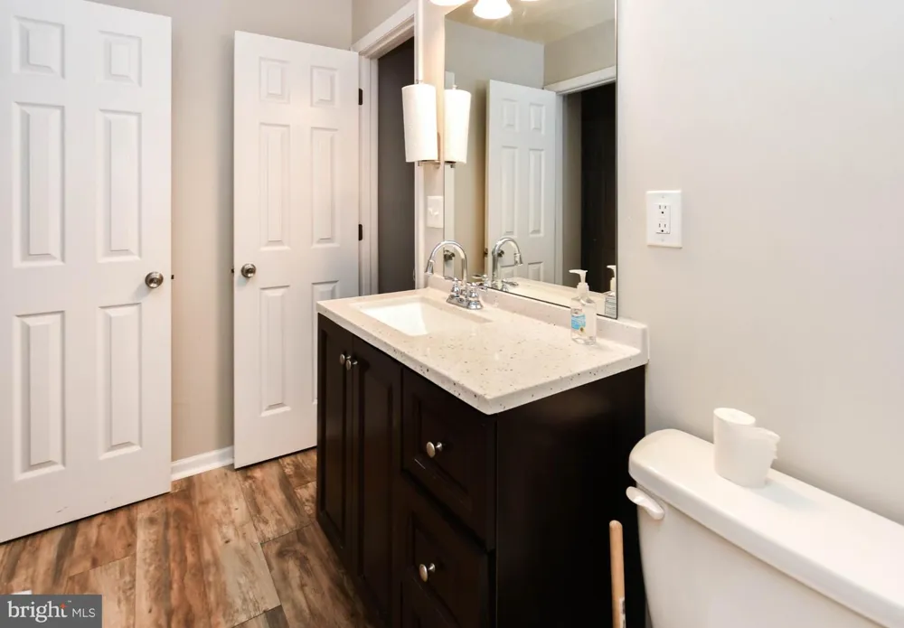 1638 COOLIDGE AVENUE Severn, MD 21144