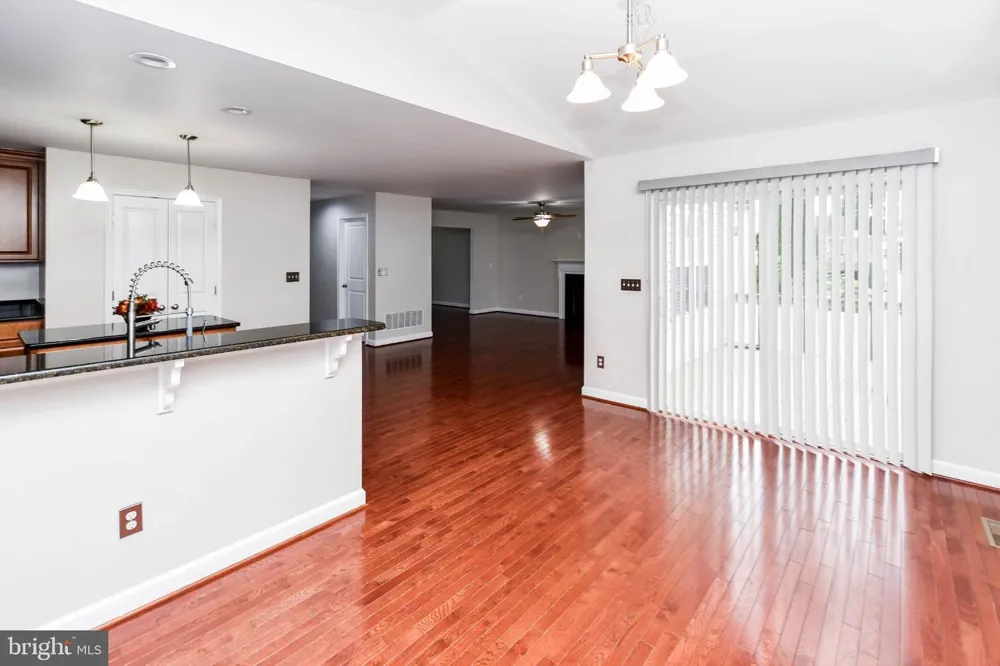 1638 COOLIDGE AVENUE Severn, MD 21144
