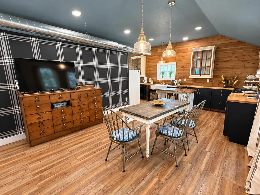 4159 Riverside Road Benton Harbor, MI 49022