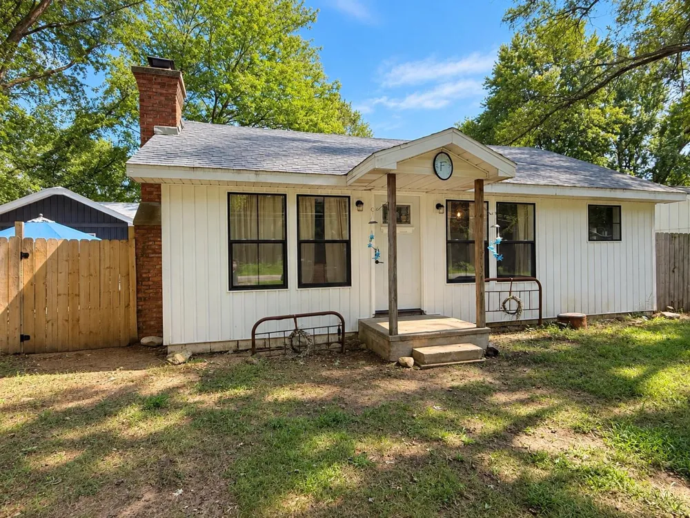 4159 Riverside Road Benton Harbor, MI 49022
