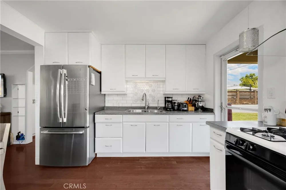 13122 Duffield La Mirada, CA 90638
