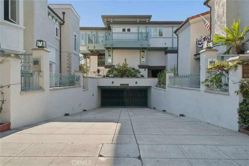 8031 Calle De La Plata La Jolla, CA 92037