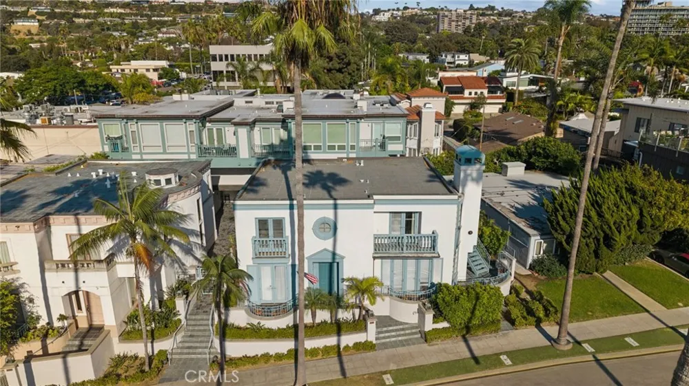 8031 Calle De La Plata La Jolla, CA 92037