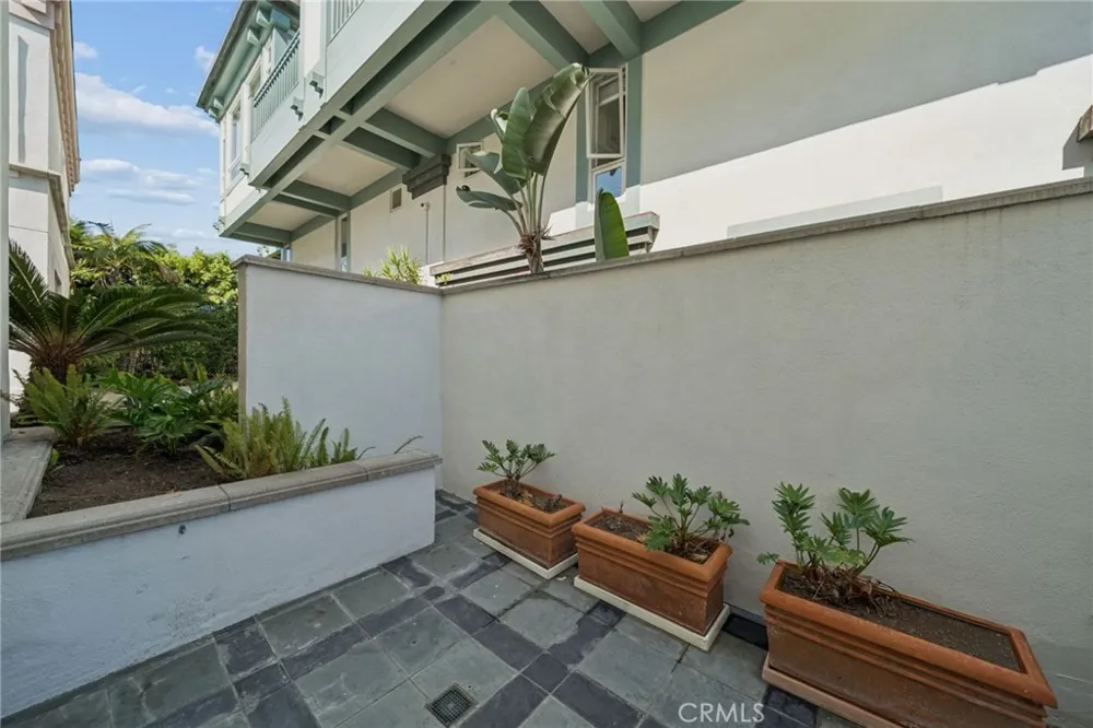 8031 Calle De La Plata La Jolla, CA 92037