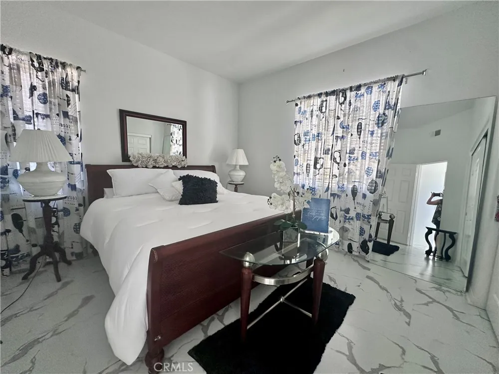 4974 Singing Hills Banning, CA 92220