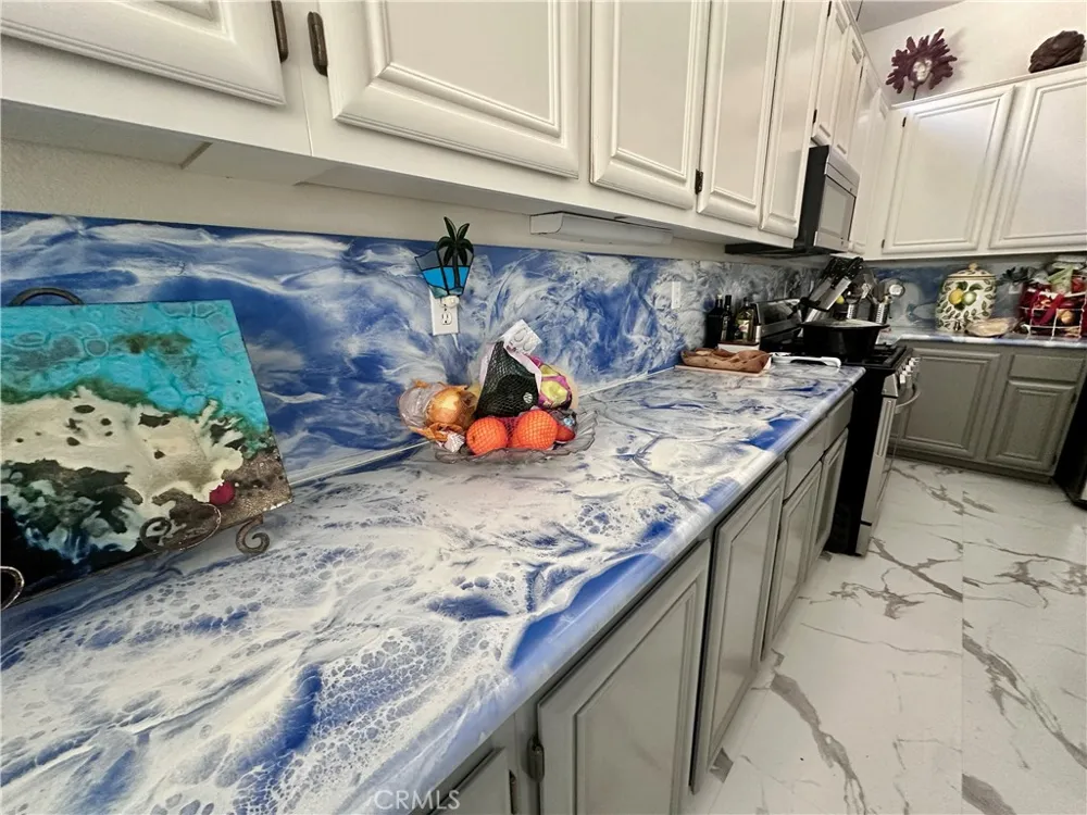 4974 Singing Hills Banning, CA 92220