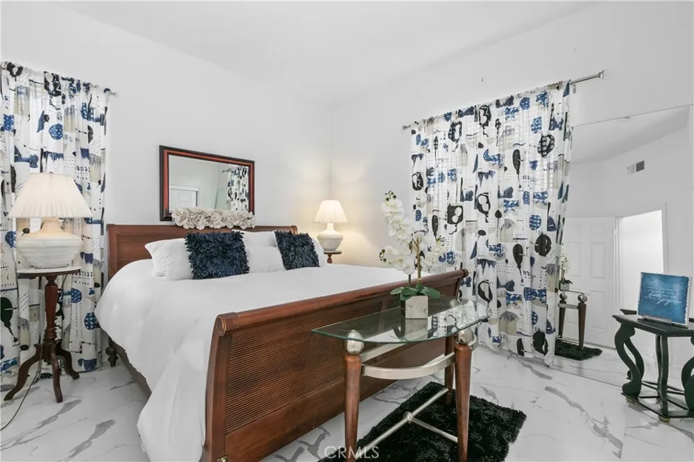 4974 Singing Hills Banning, CA 92220