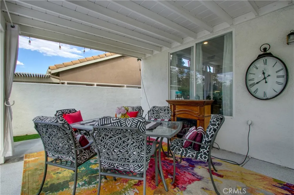 4974 Singing Hills Banning, CA 92220