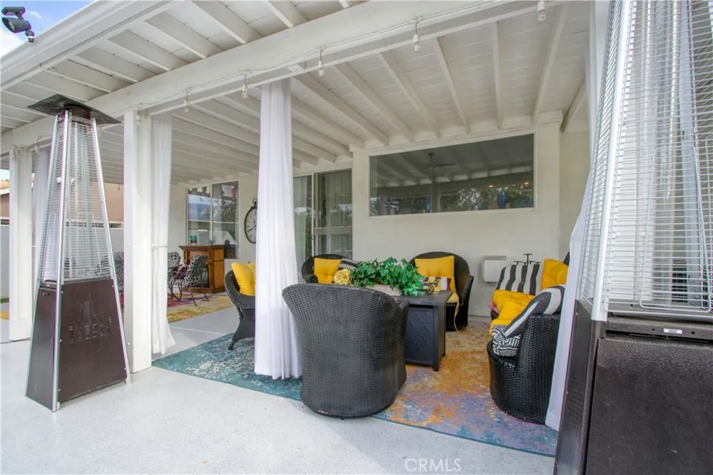 4974 Singing Hills Banning, CA 92220