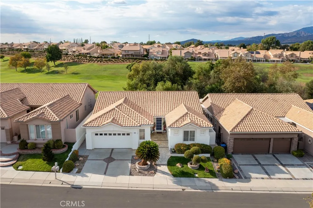 4974 Singing Hills Banning, CA 92220