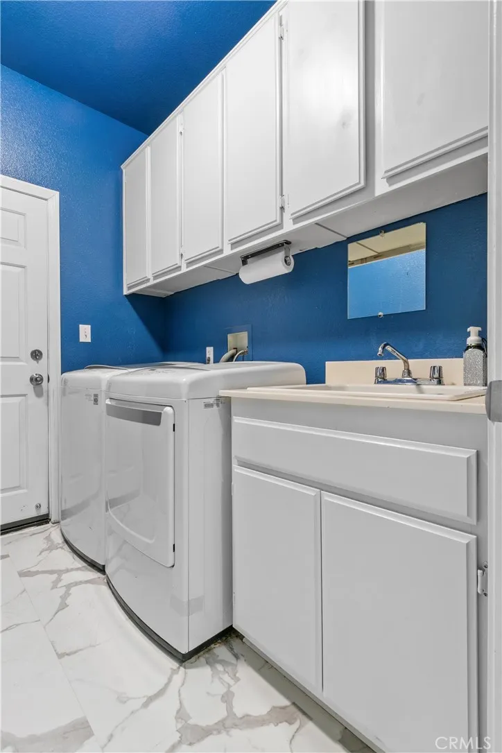 4974 Singing Hills Banning, CA 92220