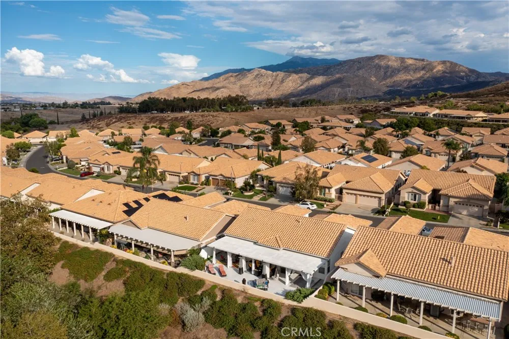4974 Singing Hills Banning, CA 92220