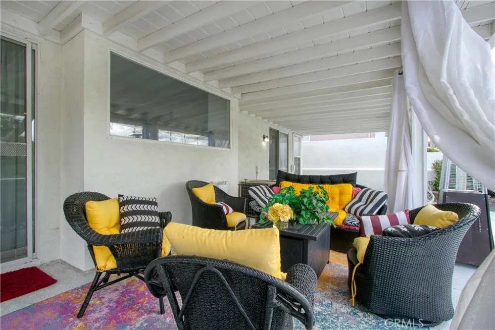 4974 Singing Hills Banning, CA 92220