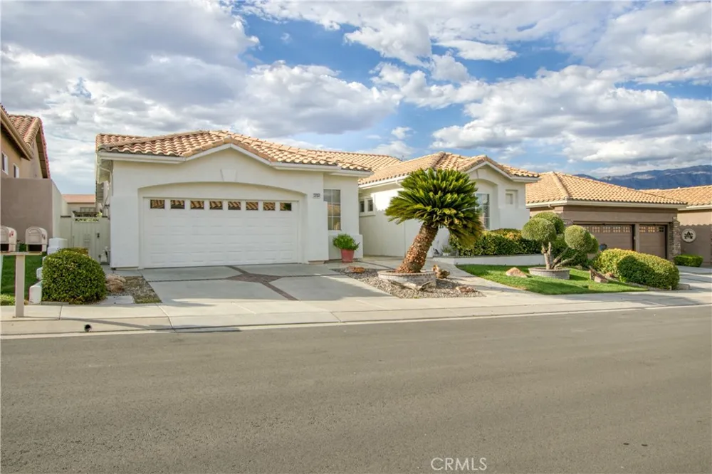4974 Singing Hills Banning, CA 92220