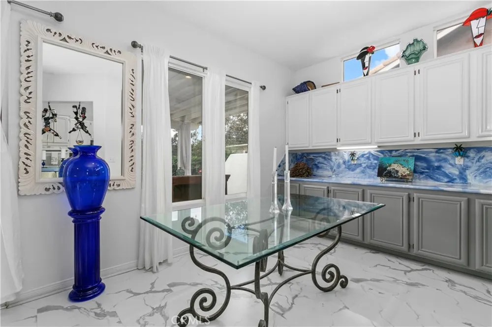 4974 Singing Hills Banning, CA 92220