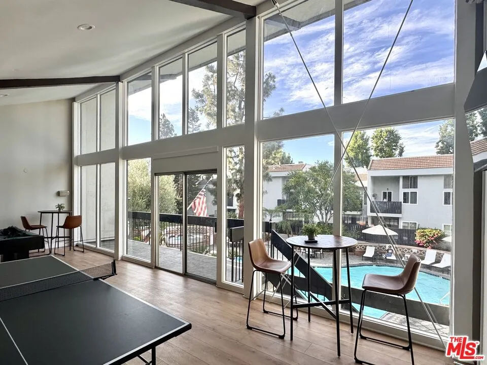 18645 Hatteras Street #263 Tarzana, CA 91356