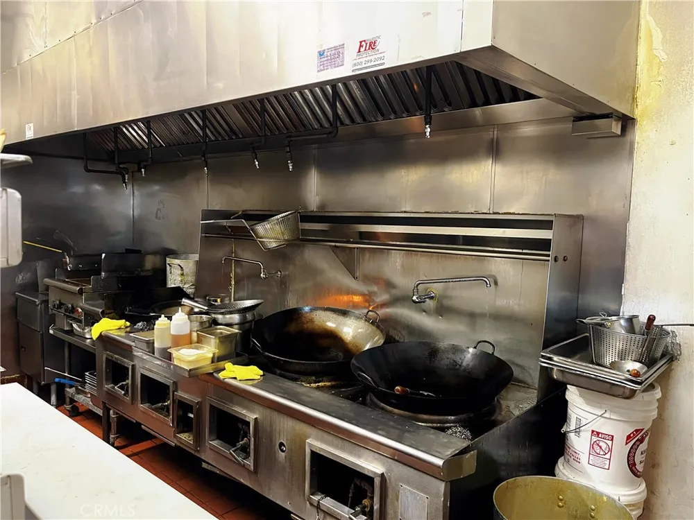 1377 W Imperial Hwy #101 Los Angeles, CA 90044