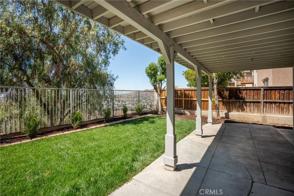 16183 Blue Haven Court Riverside, CA 92503